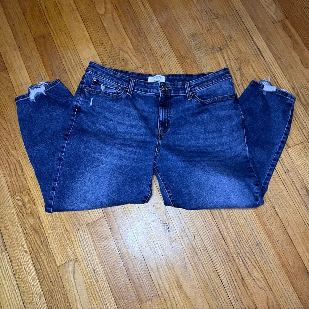 Denizen from Levi’s Boyfriend Jeans